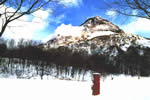 丸ポストのある風景、厳冬の昭和新山